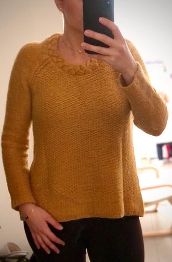 Pull couleur moutarde