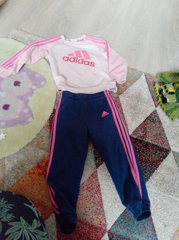 Survêtement fille adidas 18 / 24 mois