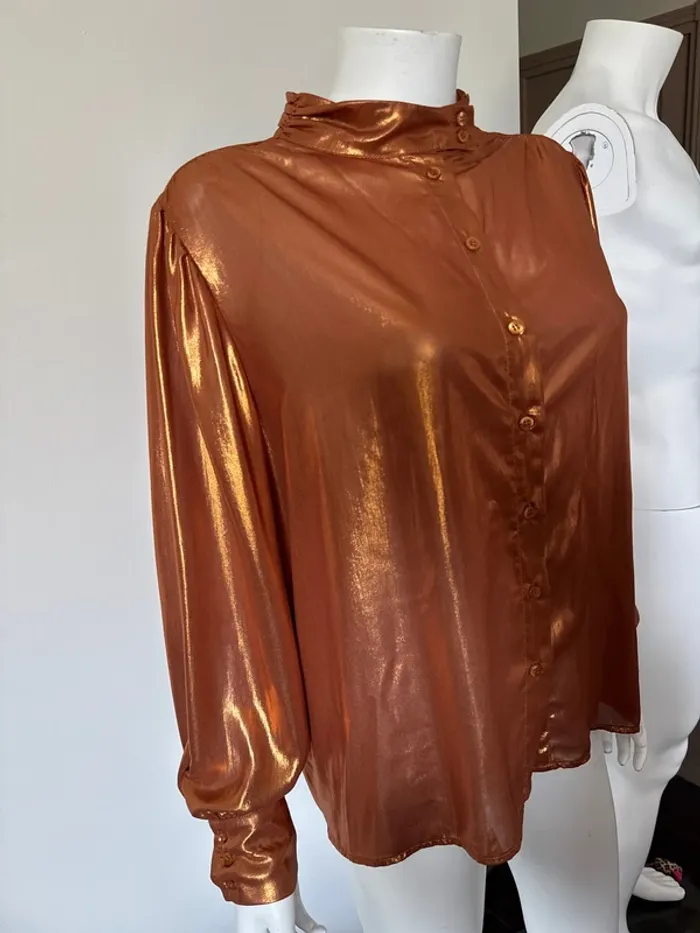 Chemise femme, hôtel particulier - photo numéro 3