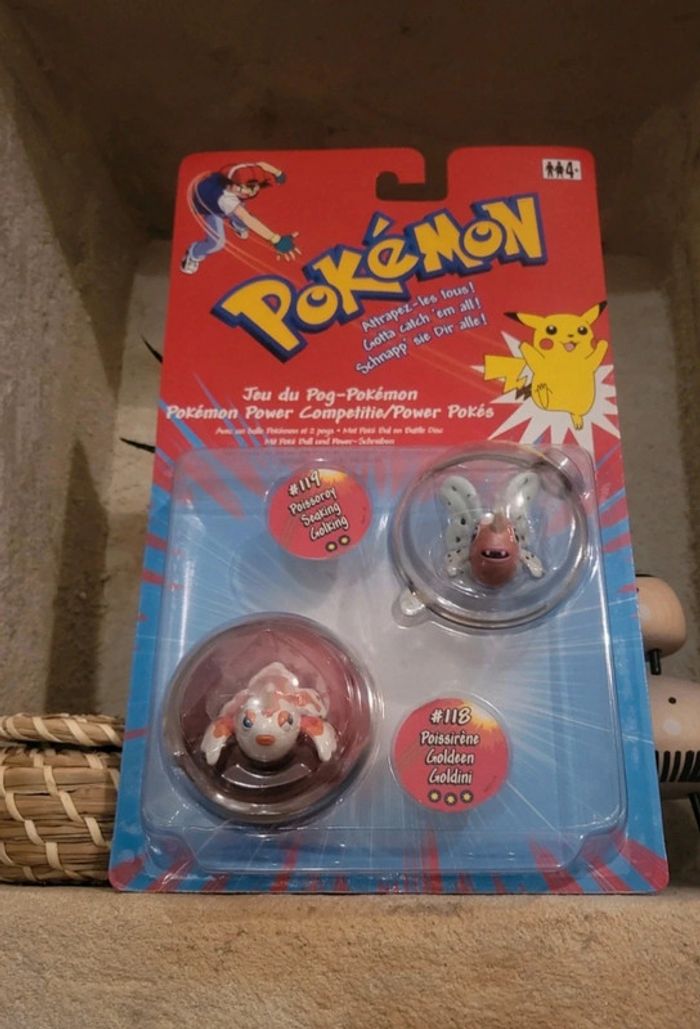 Super Figurine pokemon Nintendo tomy C.G.T.S.J Poissirène et Poissoroy