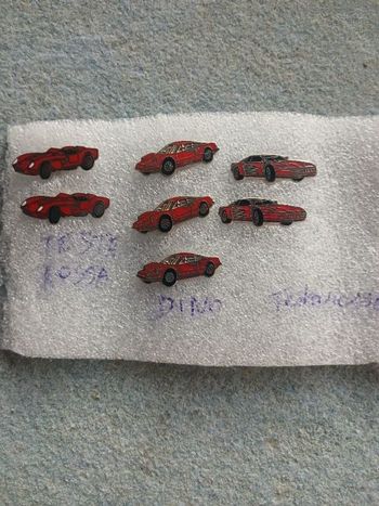 Pins ferrari