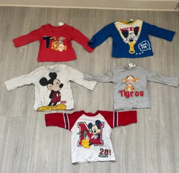 Lot de t-shirts Disney 12 mois