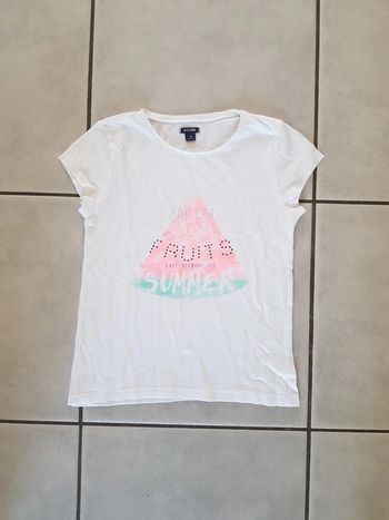 Tee shirt 6 ans *