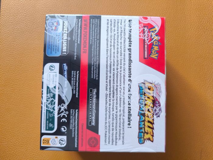 Display EV08 Étincelles déferlantes Pokémon - photo numéro 3