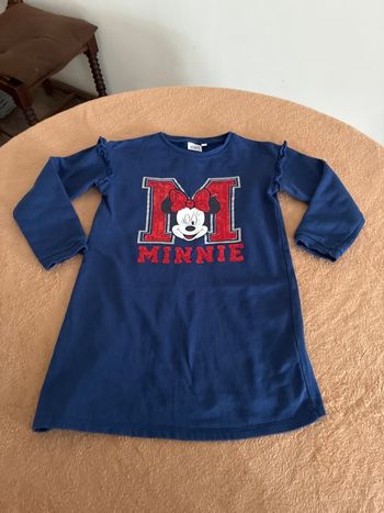 Robe ou haut fille 8 ans 