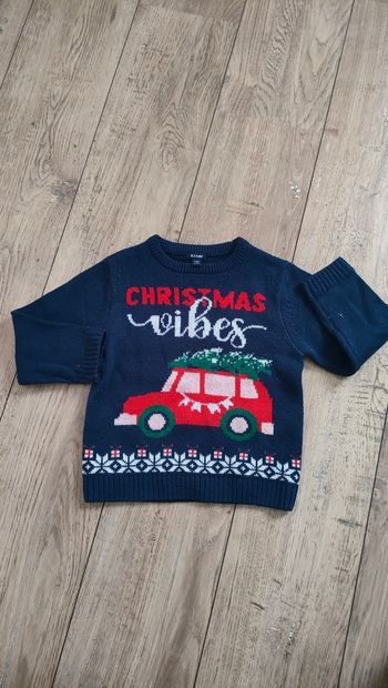 Pull de Noël Christmas vibes 3 ans.