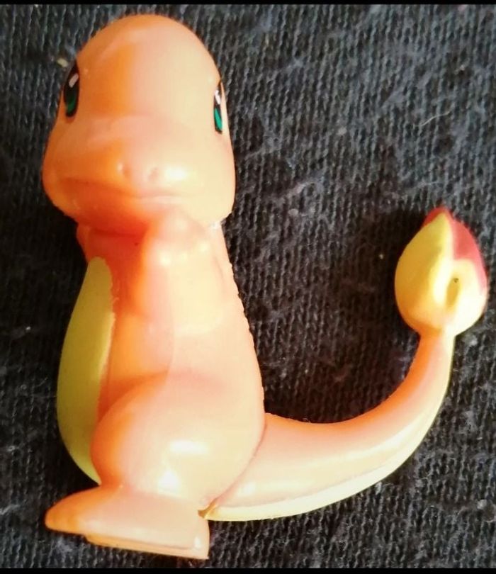 Figurine pokemon