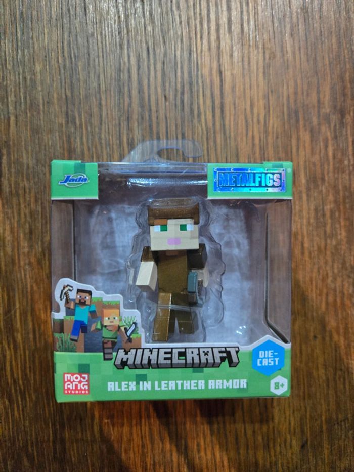 Figurine en metal neuve Minecraft