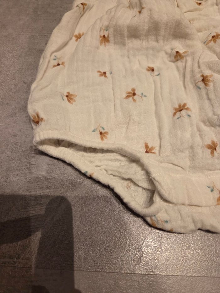 Barboteuse h&m 1-2mois 56cm - photo numéro 2