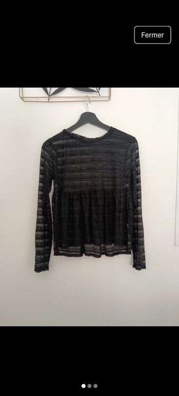 Haut transparent noir dentelle