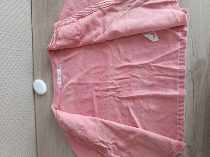 Gilet bicolore 4 ans très bon état - photo numéro 4