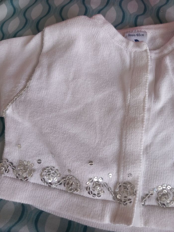 Lot vêtements fille 3 mois - photo numéro 4
