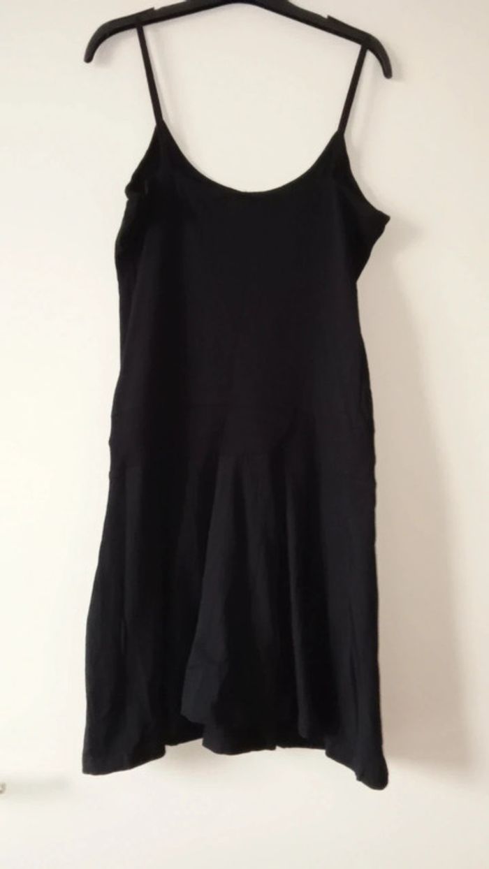 Robe 👗 noire - Taille M/38 - photo numéro 4