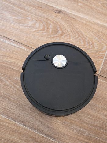 Robot aspirateur à pile neuf