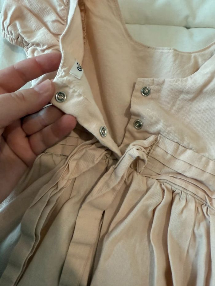 Robe Gémo 4 ans - photo numéro 4