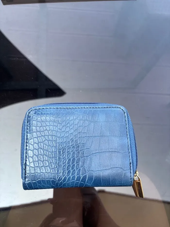 Porte monnaie bleu crocodile