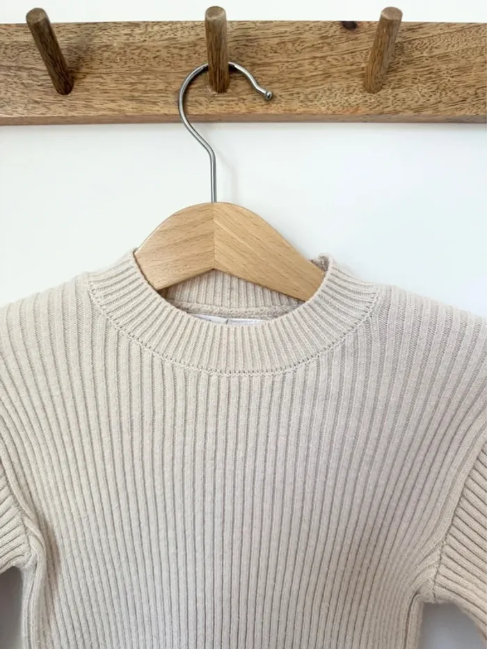 Pull en maille côtelée Zara - photo numéro 2