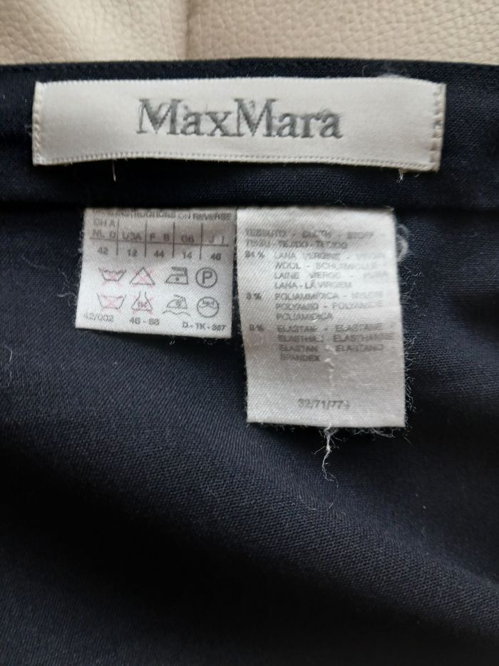 Jupe midi Max Mara en laine vierge T.40/42 - photo numéro 3