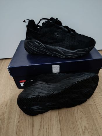 Basket femme neuf avec étiquette (80€