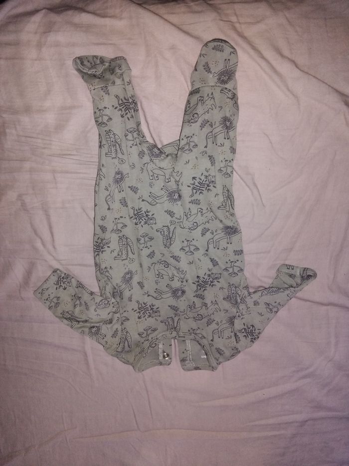 Lot de pyjamas et bodies été