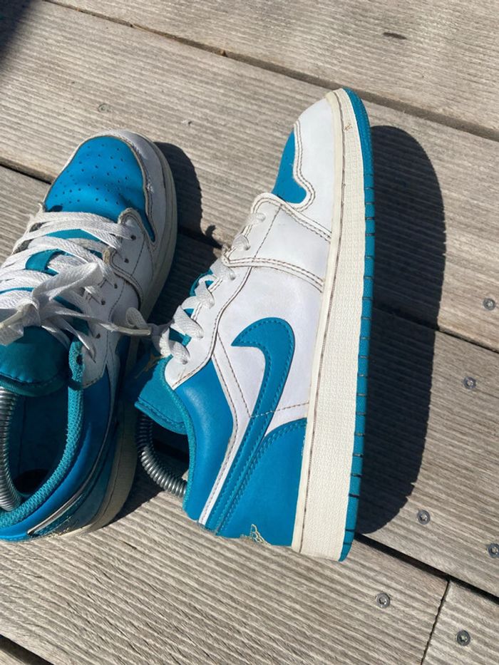 Chaussure air Jordan 1 low taille 39 - photo numéro 4