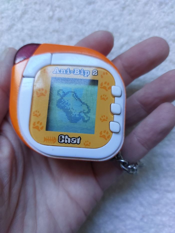 Tamagotchi Ani bip 2 version chat - photo numéro 8
