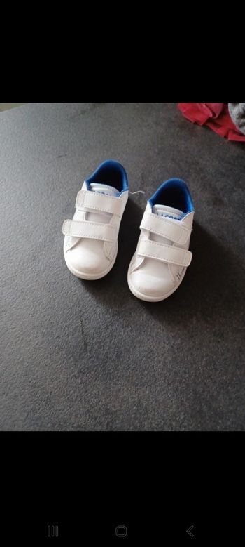 Basket lacoste taille 20.5