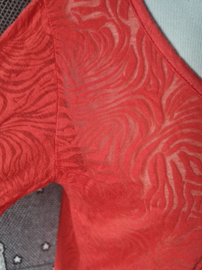 Blouse rouge transparent à motifs taille 3 - photo numéro 3
