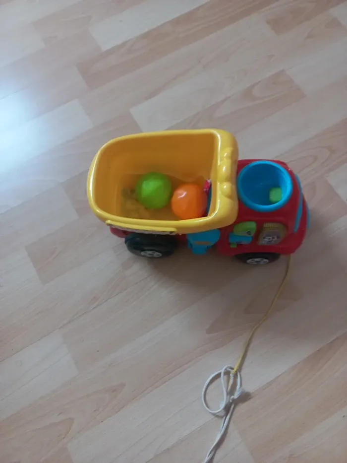 Jouets camion - photo numéro 2