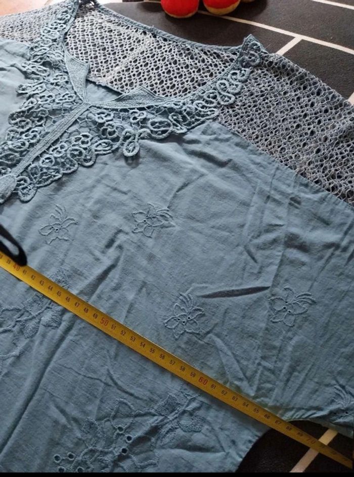 Haut bleu brodé T48 - photo numéro 6