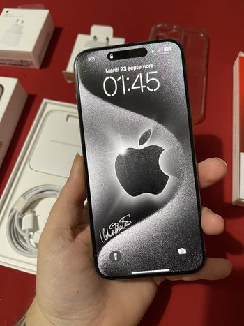 I P h o n e 15 pro Max