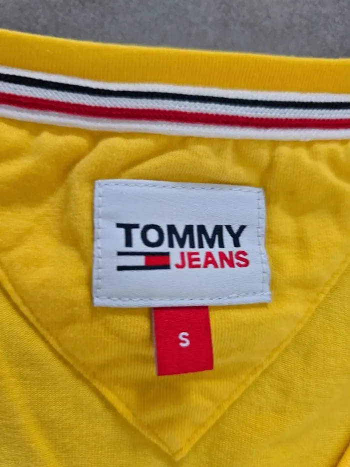 Tee shirt Tommy jaune - photo numéro 3