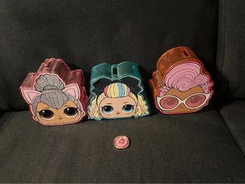 Lot tirelire poupée lol