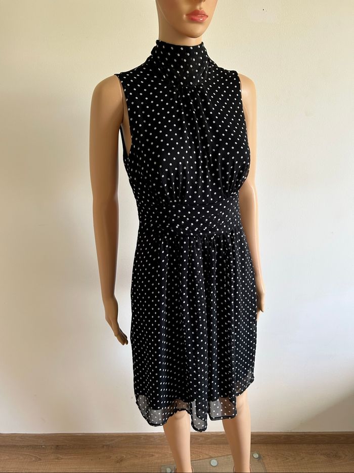 Robe noire à pois blancs Bodyflirt taille 36 jamais portée - photo numéro 2