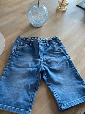 Short, garçon, très confortable