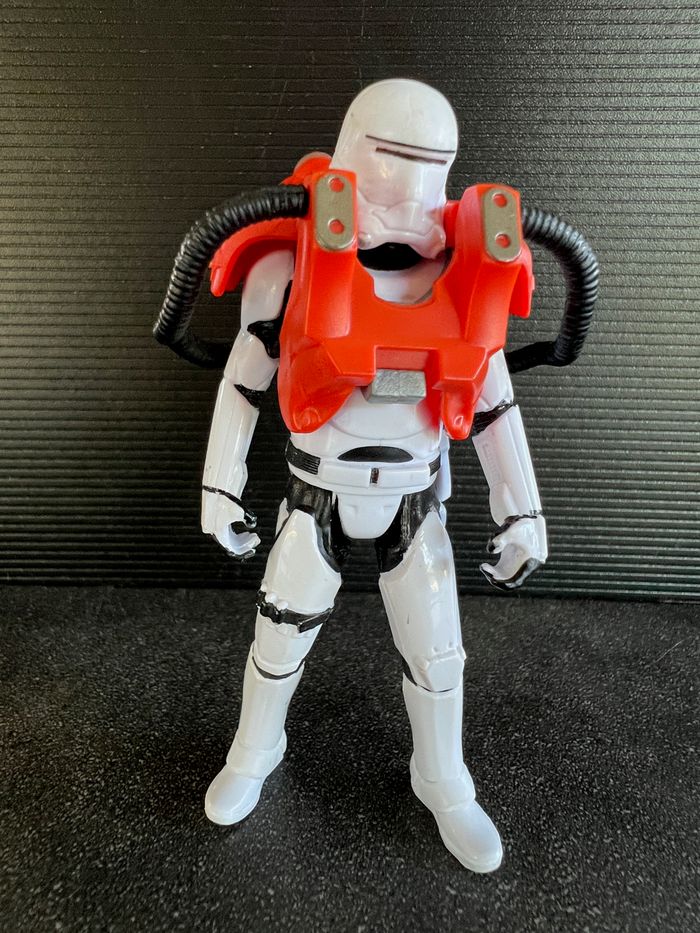 Flametrooper du Premier Ordre - Figurine Star Wars 10cm - photo numéro 10