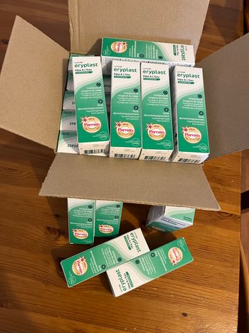Lot de 5 crèmes eryplast /pâte à l’eau neuf 75g expire 2027
