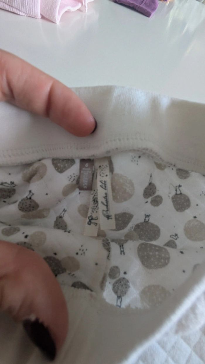 Lot pantalon 6 mois - photo numéro 2