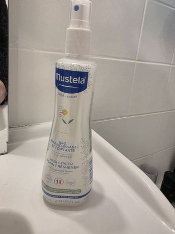Eau nettoyante mustela