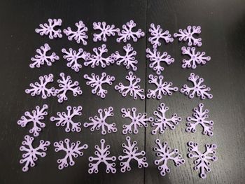 Lot 30 grands feuillages Lego mauve - jamais utilisés - parfait état - vrai Lego