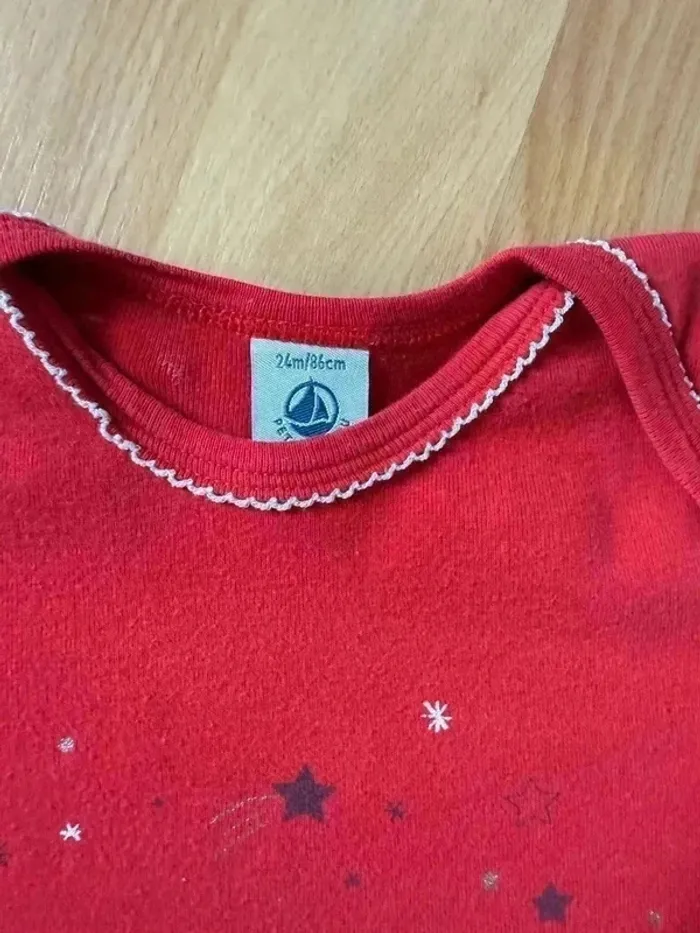 Body Petit Bateau Fille 2 ans – Rouge, Très Bon État - photo numéro 2
