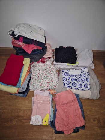 Lot de + 30 articles 12mois fille.
