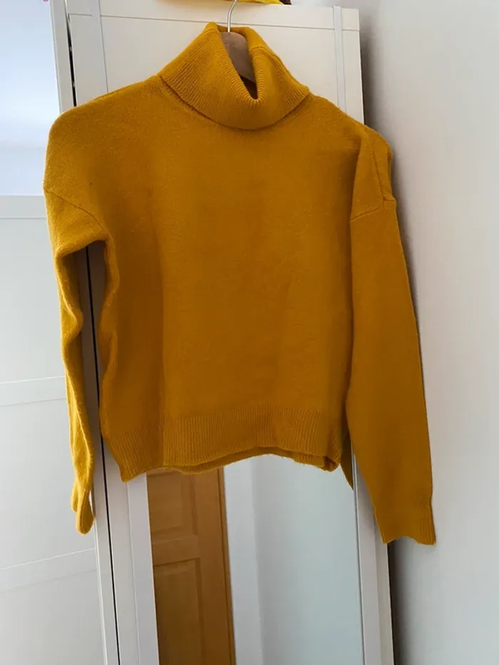 pull col roulé jaune moutarde XS
