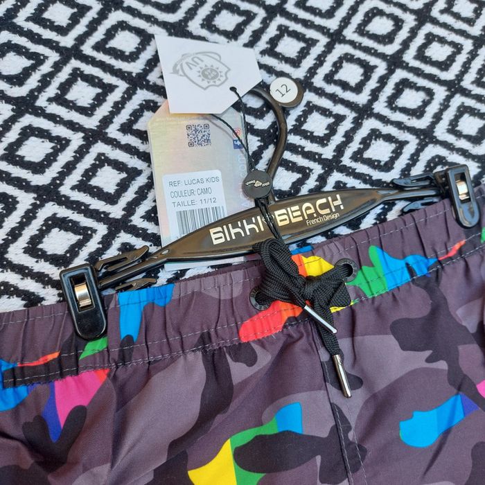 Short de bains neuf 11/12 ans - photo numéro 3