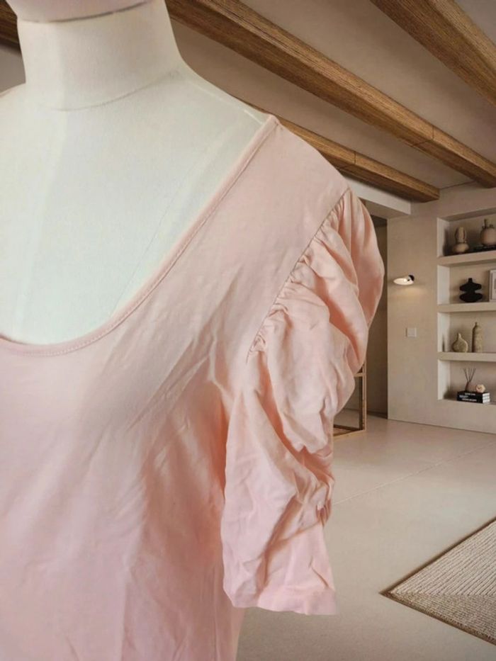👚 Haut rose manches froncées – Taille L – Très bon état - photo numéro 2