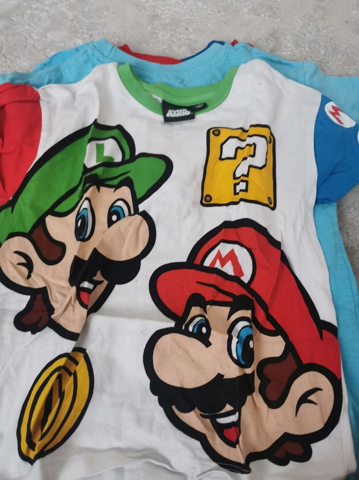 Lot de 5 tee-shirt Mario bon état - photo numéro 7