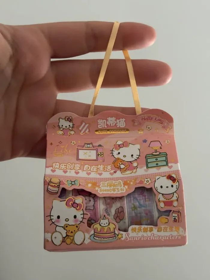 Lot boîte de 5 rouleaux adhésif hello kitty