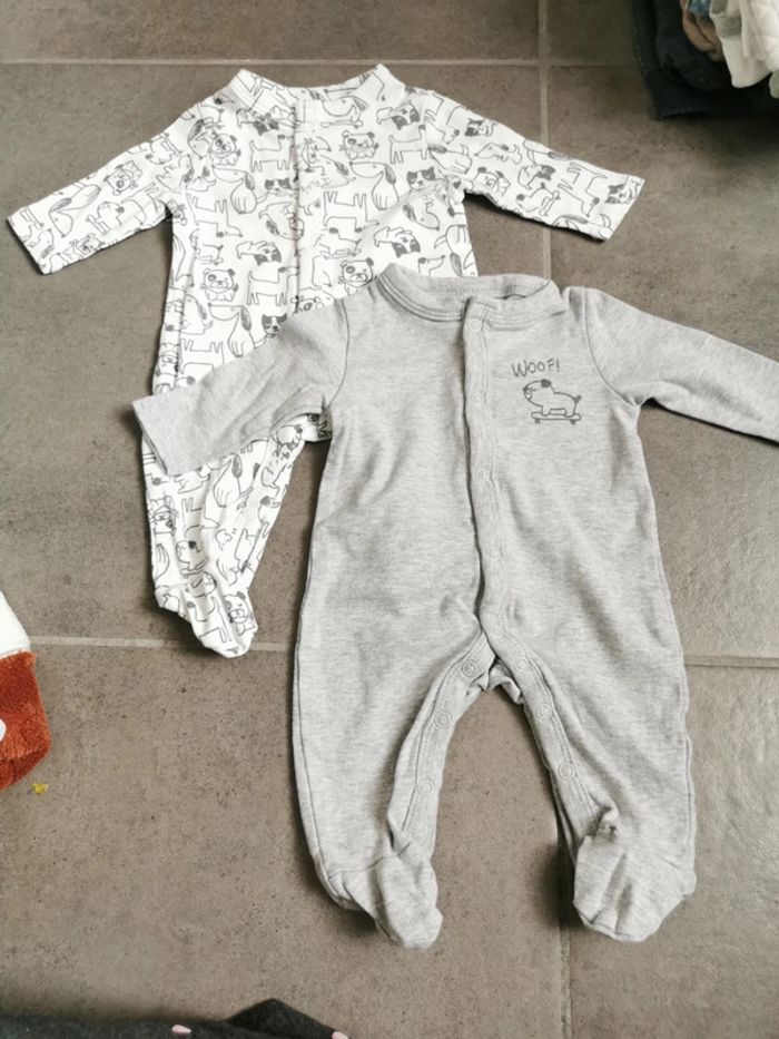 Lot de babygros légers neufs 1 mois