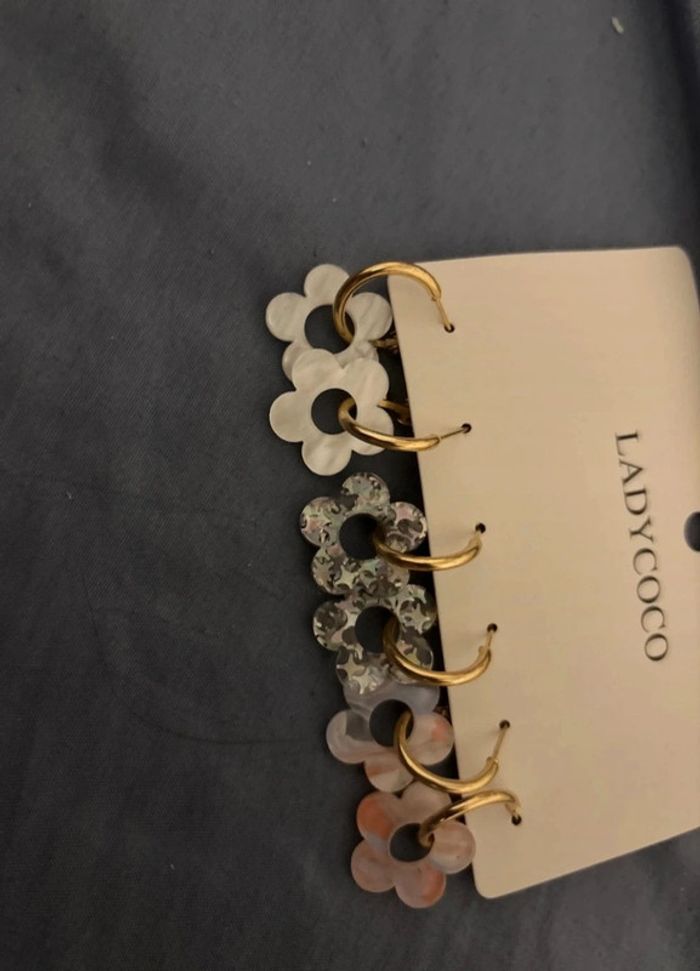 3 paire de boucle d'oreille - photo numéro 2