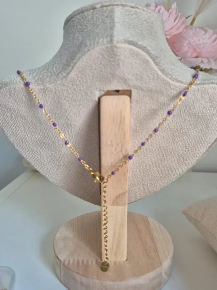 Collier ras du cou 35 à 41 cm en acier inoxydable perles Violettes violet - photo numéro 3